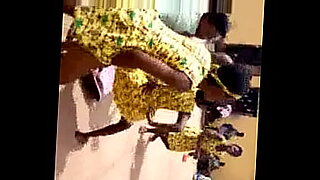 Afrikaanse twink wordt wild in Ghana