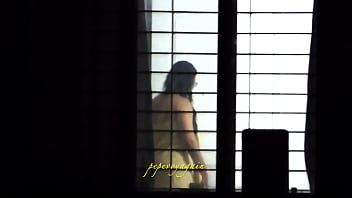 Filem-filem Amerika menampilkan adegan seks yang intens dari belakang.