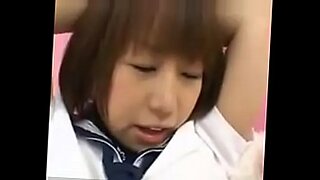 La giapponese Nigo si gode una sessione di sesso selvaggio.