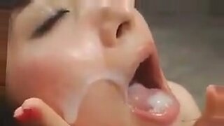 Salope japonaise avale du sperme après un sexe sauvage