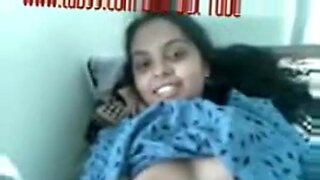 Une amatrice indienne aux gros seins s'engage dans une action POV.