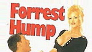 Bianca Trump e Lynn Lemay se envolvem em ação lésbica selvagem com pele de espuma.