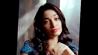 Tamanna's zinderende optredens in zes Hot Bollywood-video's.