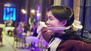 Una chica asiática amateur es atada y amordazada en cámara