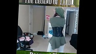 Zelda E34: Sexo salvaje y kinky con una belleza impresionante.