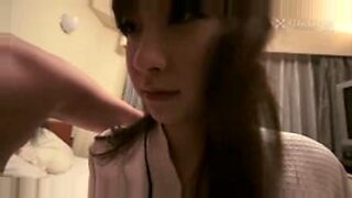 Kurumi montre sa beauté crémeuse dans une vidéo japonaise explicite.